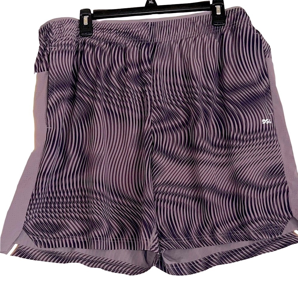 DSG Men's Striped Black and Gray Athletic Shorts, New no tags